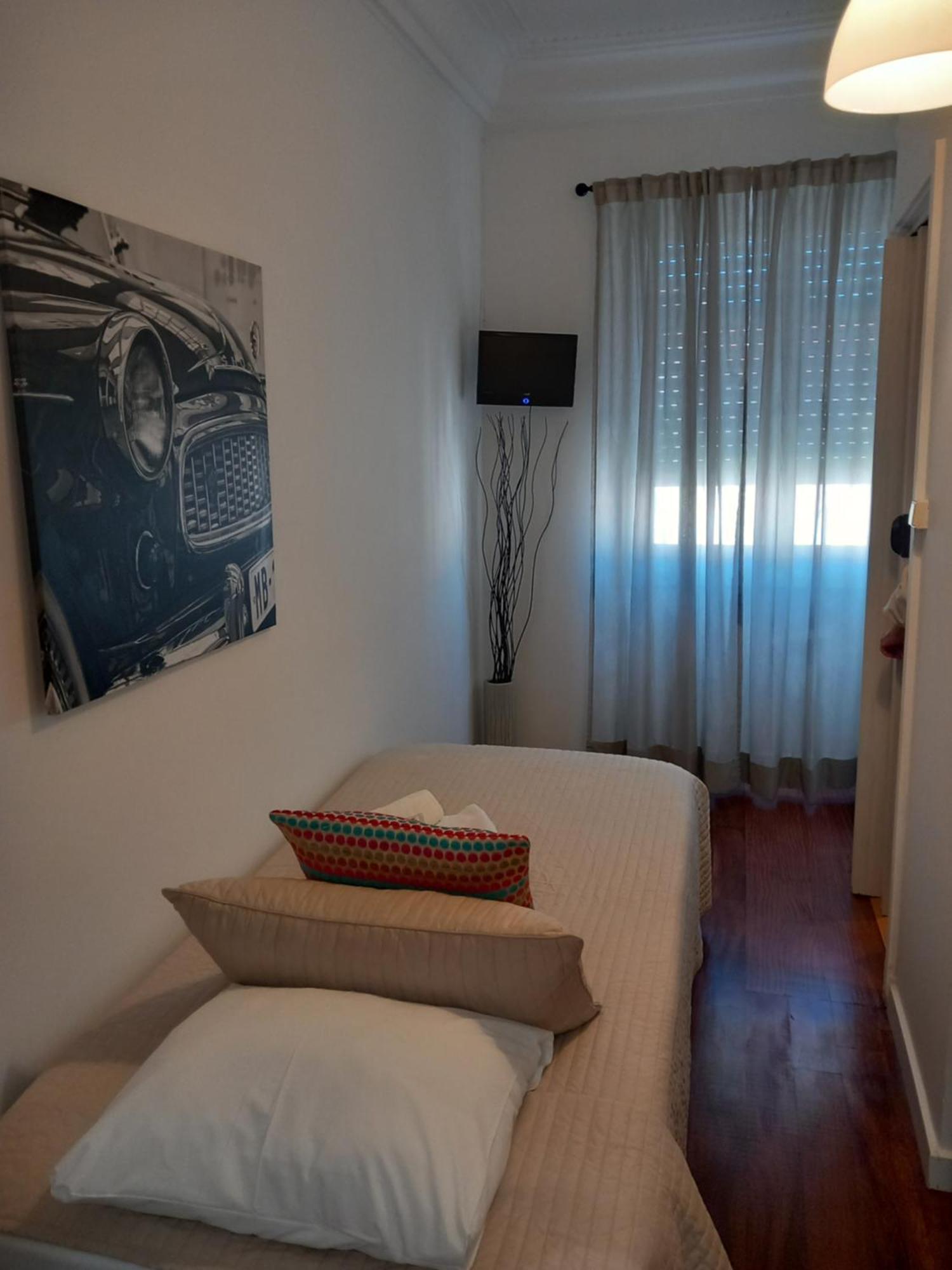 Guest House Guerra Junqueiro Лиссабон Экстерьер фото